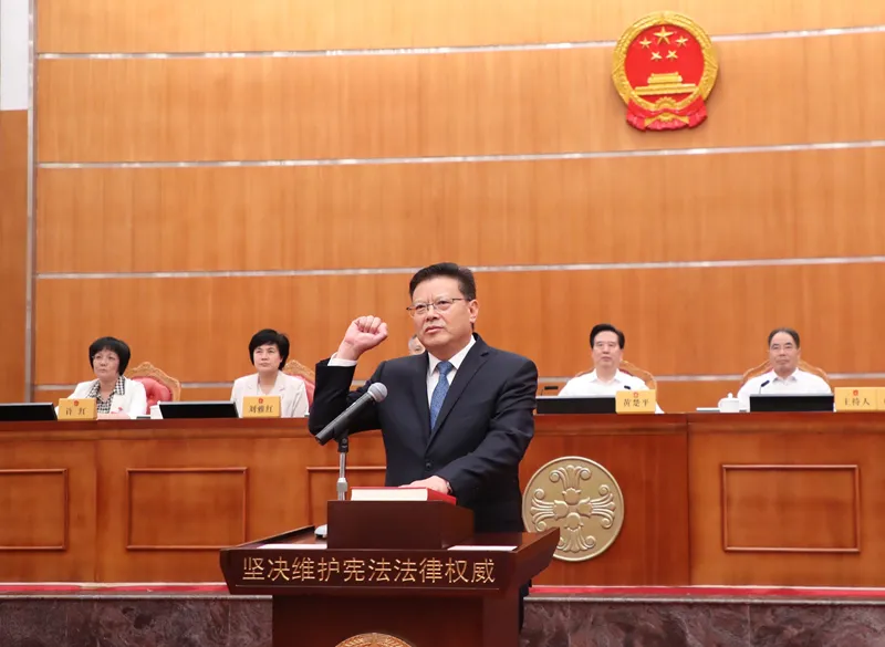 弘利配资 孟凡利当选广东省省长